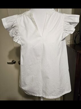 Joe's Jeans White Flutter Sleeve Split-Neck Blouse, size XS.